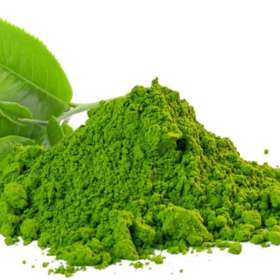 L-Theanine Illustration of green tea powder, a rich source of L-Theanine, with green tea leaves against a white background